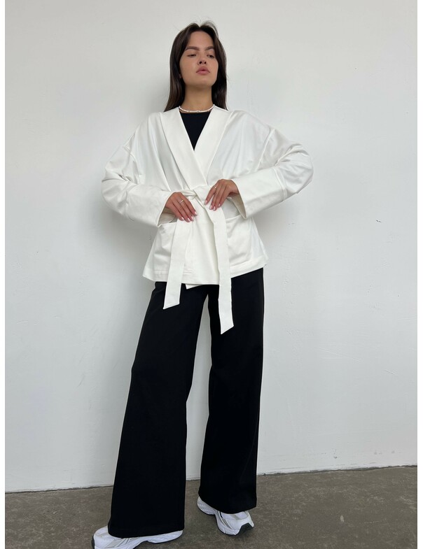 Жіночий кардиган-кімоно з поясом