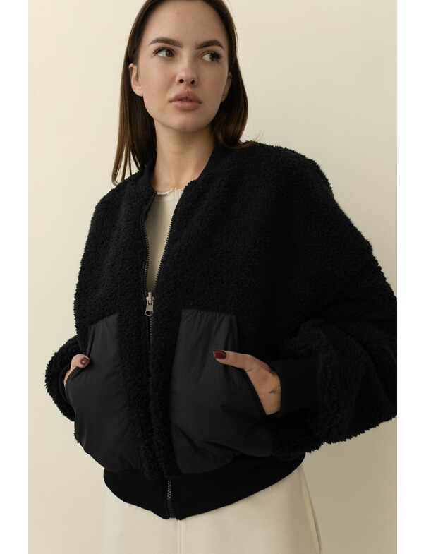 Жіночий двосторонній бомбер Жіночий двосторонній бомбер