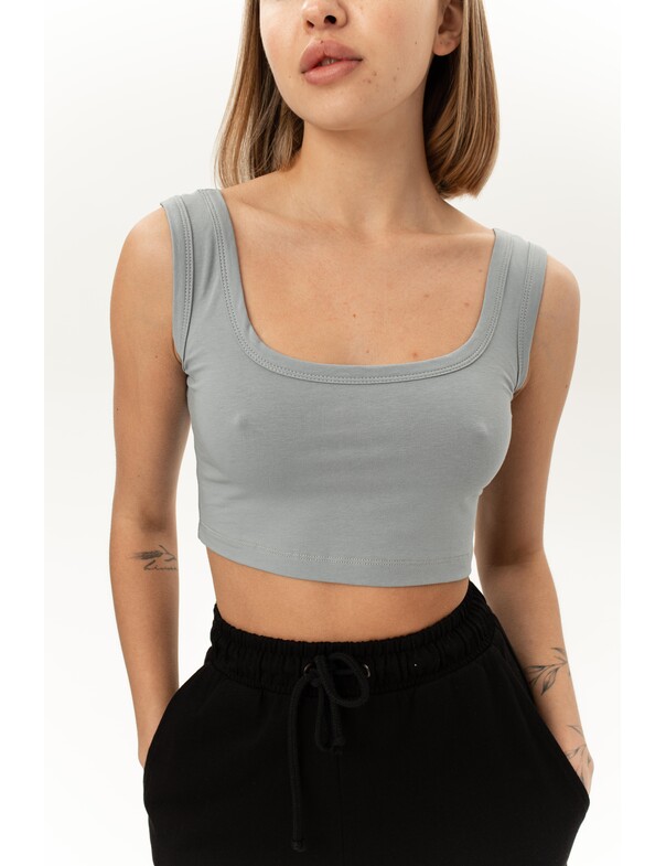 Жіноча топ майка з глибоким вирізом