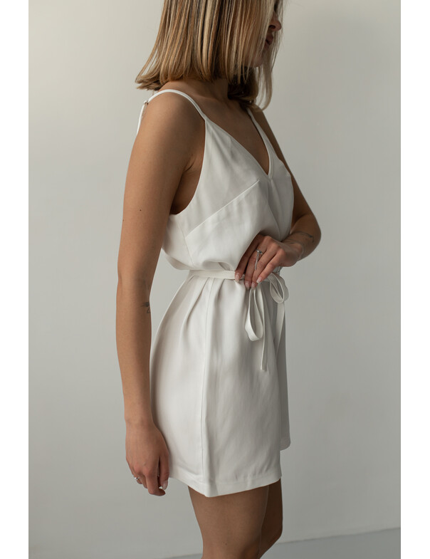 Женский комбинезон-ромпер свободного кроя