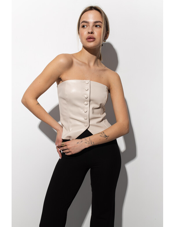 Женский топ бандо из экокожи