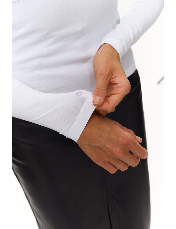 Женский лонгслив с декоративным швом