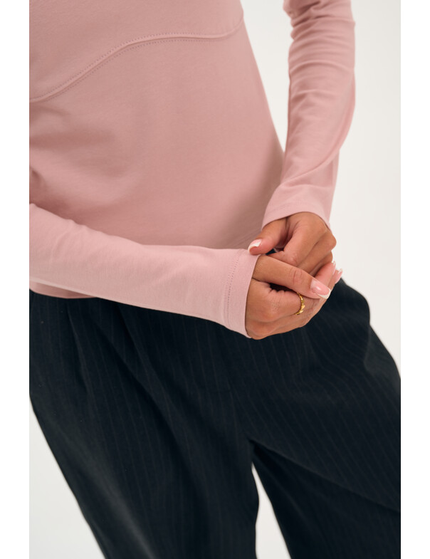 Женский лонгслив с декоративным швом