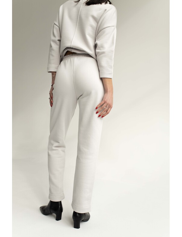 Женксие брюки с кантом