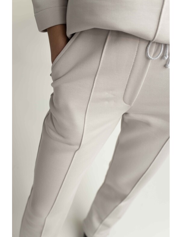 Женксие брюки с кантом