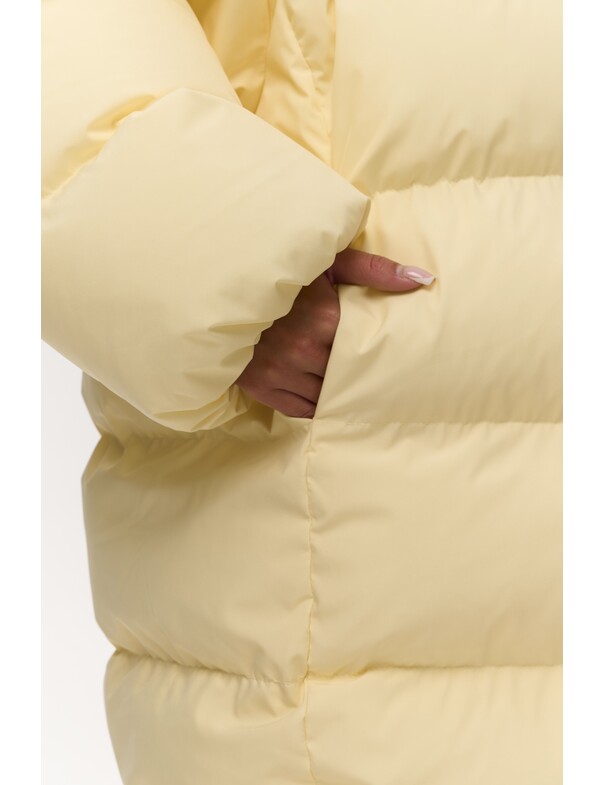 Женский пуховик оверсайз