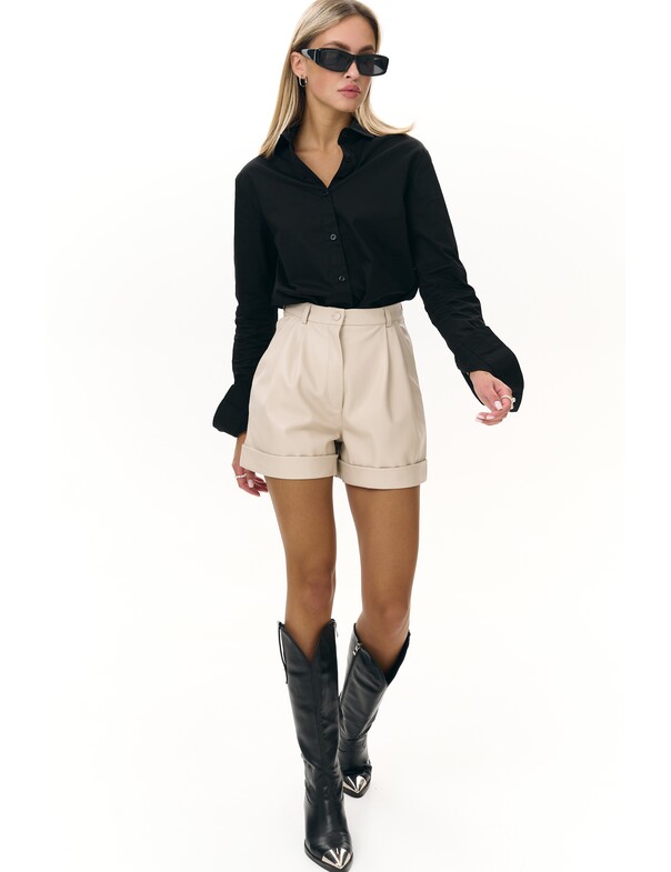 Жіночі шорти із екошкіри