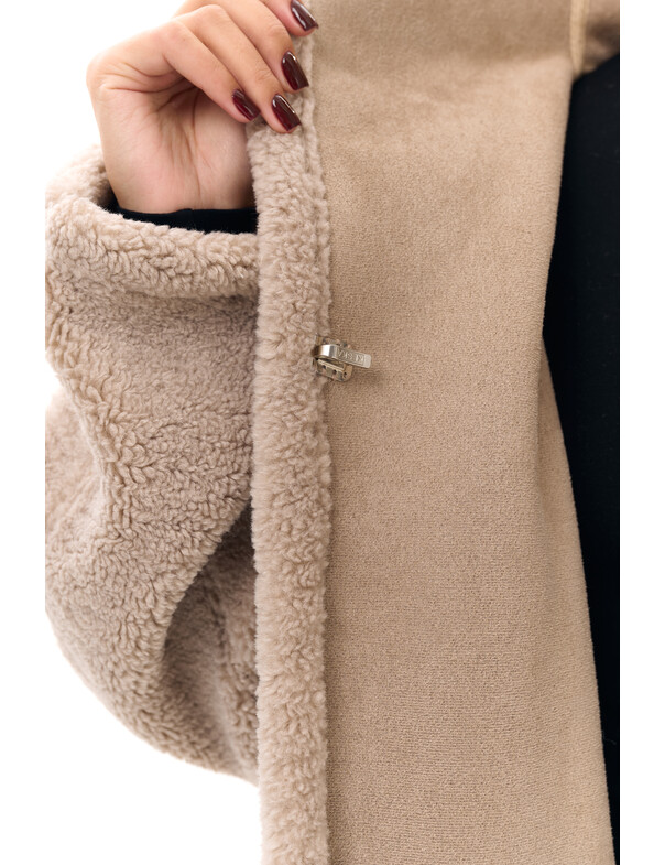 Женская дубленка Женская дубленка