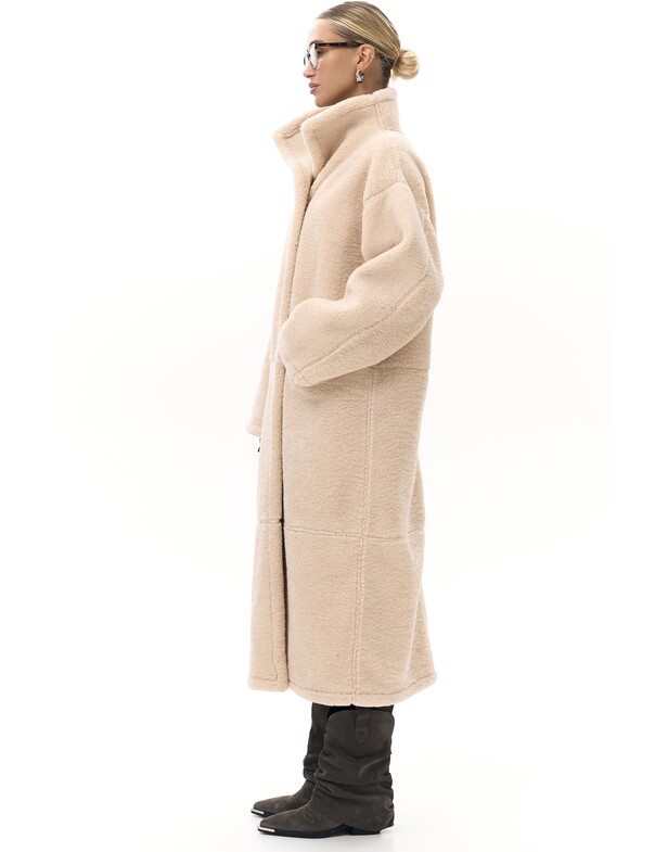 Женская дубленка Женская дубленка