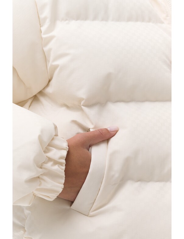 Женский пуховик базовый Женский пуховик базовый