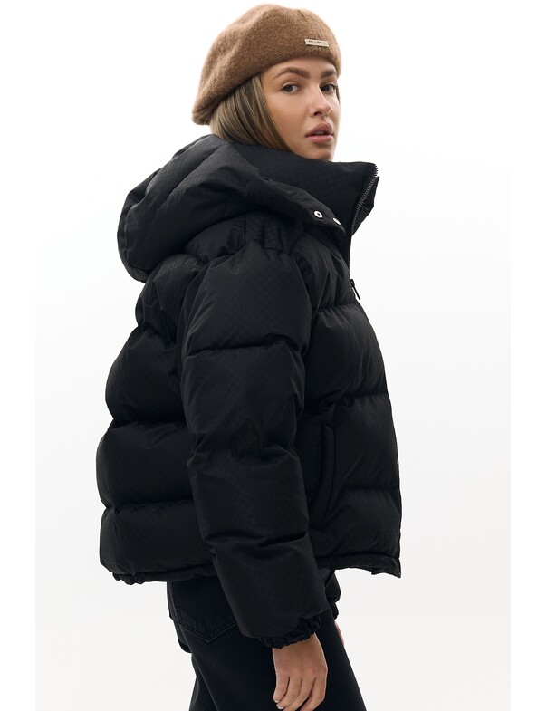 Жіночий пуховик базовий Жіночий пуховик базовий