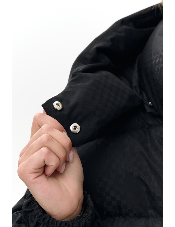 Жіночий пуховик базовий Жіночий пуховик базовий