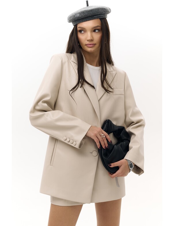 Женский оверсайз жакет из экокожи Женский оверсайз жакет из экокожи