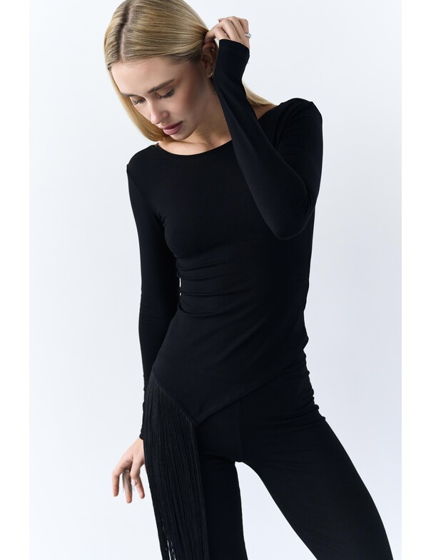 Лонгслив с бахромой сбоку