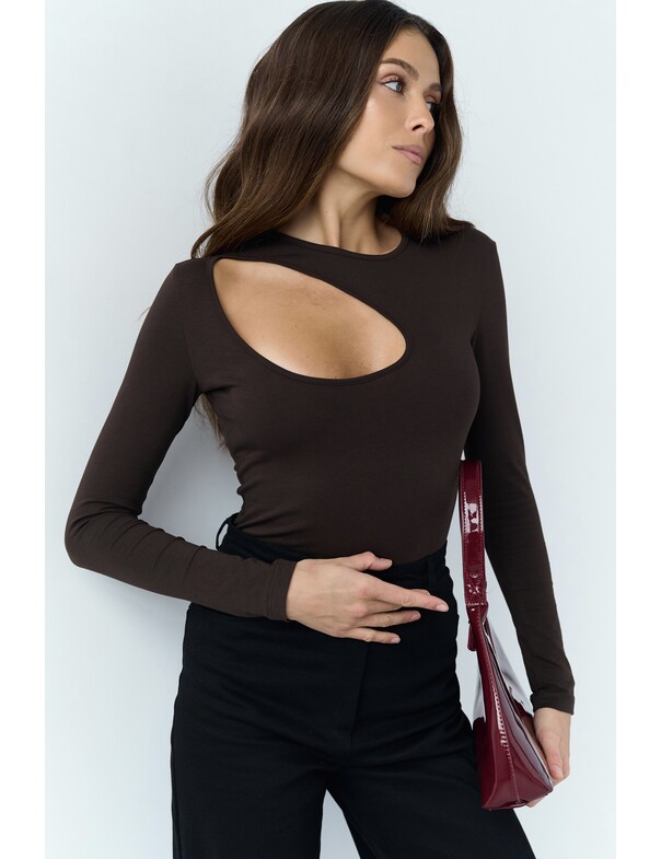 Лонгслів з асиметричним вирізом