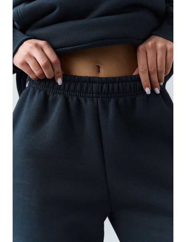 Оверсайз джогеры на микрофлисе