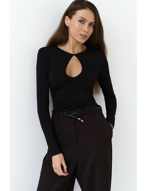 Лонгслів з вирізом капелька