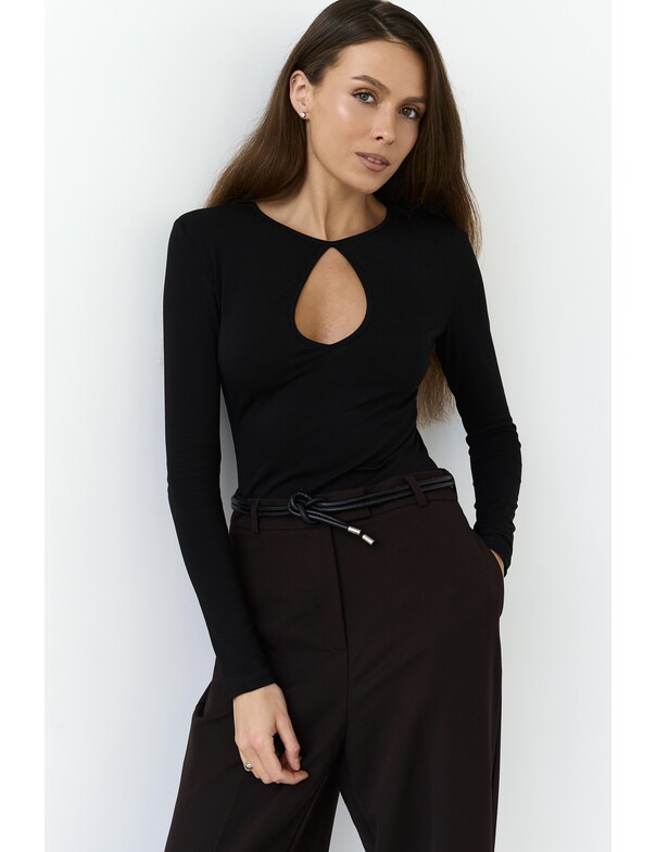 Лонгслів з вирізом капелька