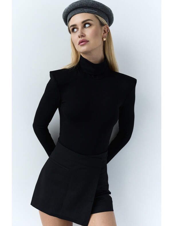 Боди-гольф с подплечниками