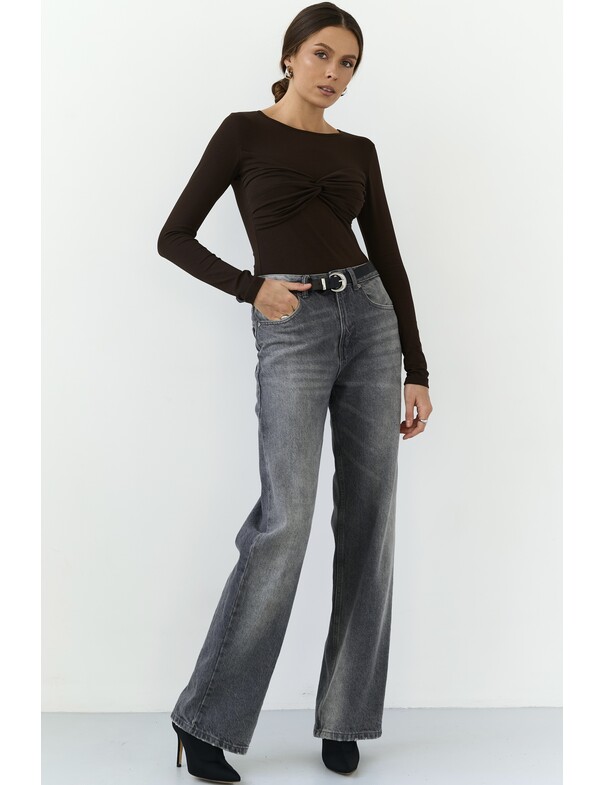 Лонгслів з драпіруванням по ліфу