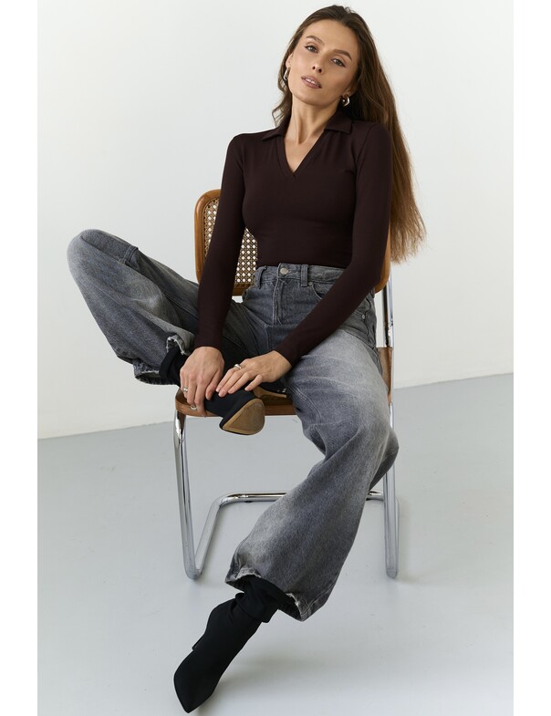 Лонгслів приталений з воротніком