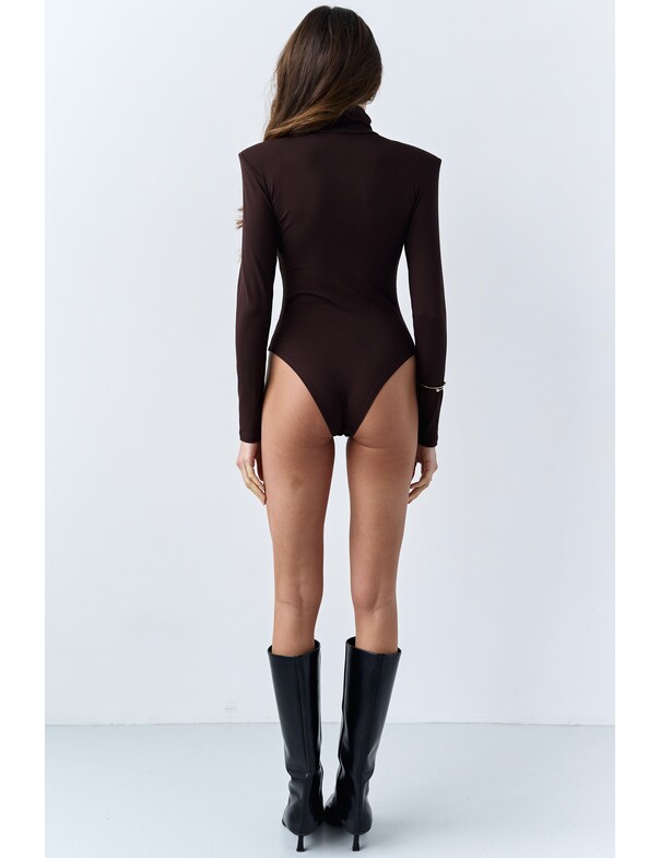 Боди-гольф с подплечниками