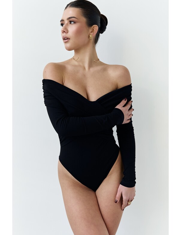 Боди с драпировкой на запах