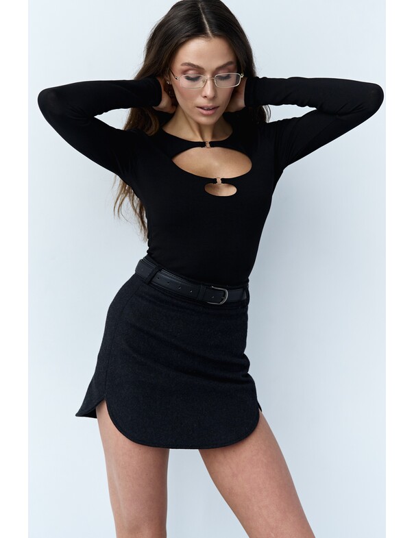 Лонгслив с кольцами