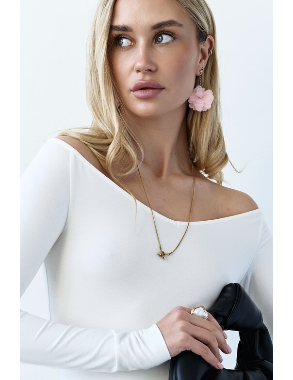 Лонгслив с открытыми плечами