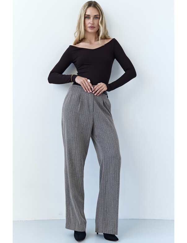 Лонгслів з відкритими плечима