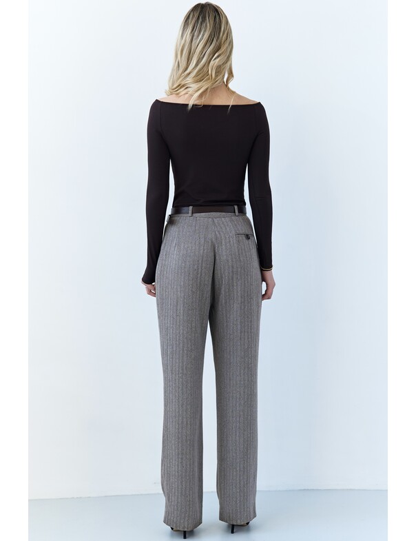 Лонгслів з відкритими плечима