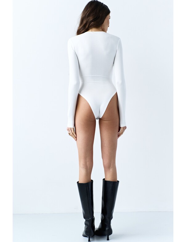 Женское боди с V-вырезом