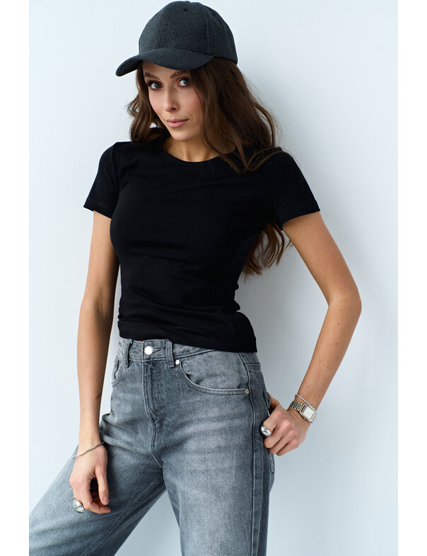 Жіноча приталена футболка колір білий 0