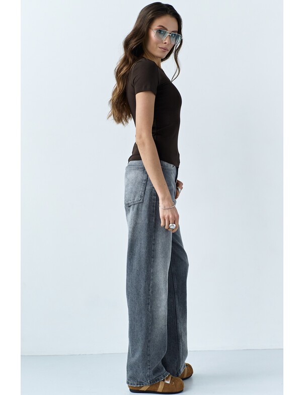 Женская приталенная футболка