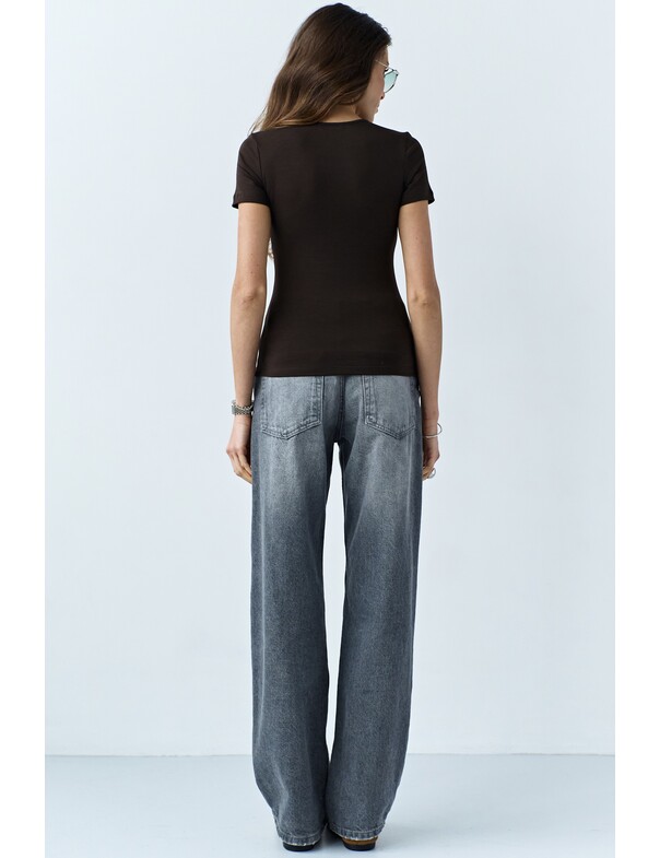 Женская приталенная футболка