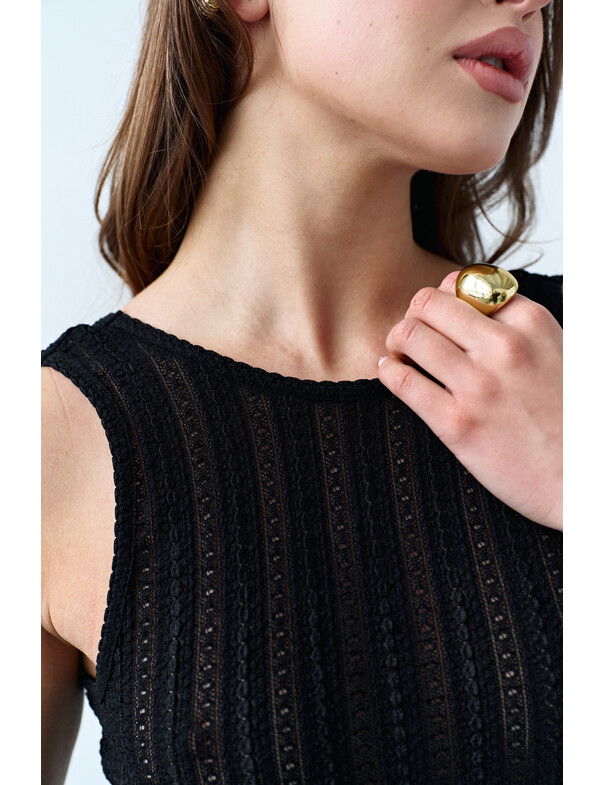 Женский топ гипюр