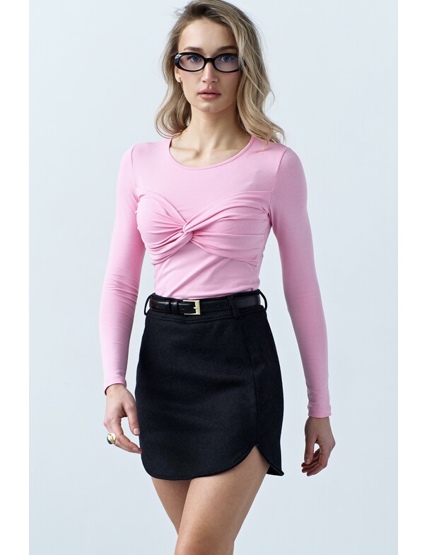 Лонгслив с драпировкой на лифе