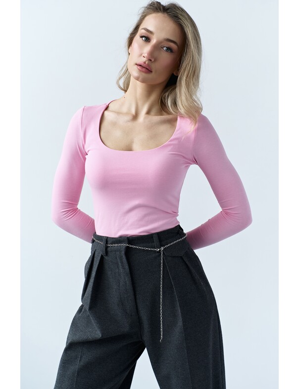 Жіночий лонгслів з круглим глибоким вирізом