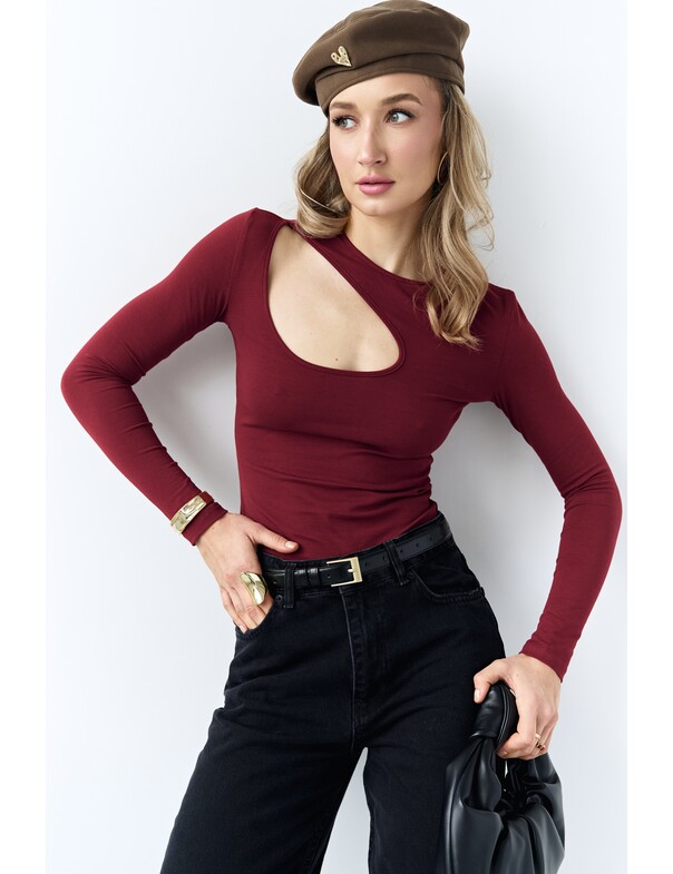 Лонгслів з асиметричним вирізом