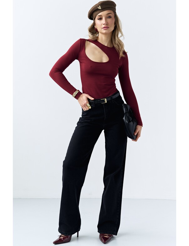 Лонгслів з асиметричним вирізом