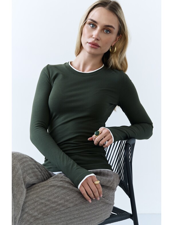 Жіночий приталений двошаровий лонгслів