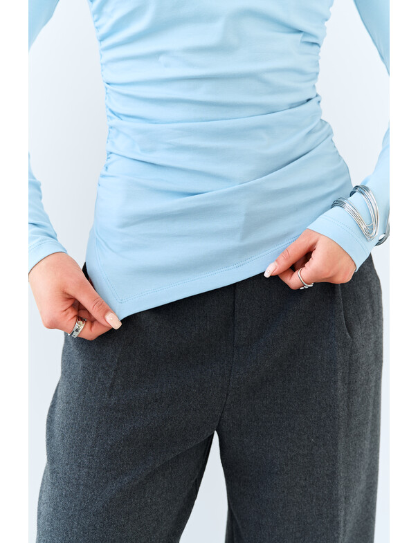 Лонгслив асимметричный