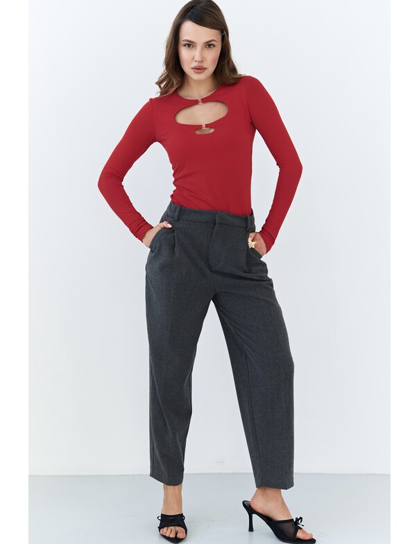 Лонгслів з кільцями