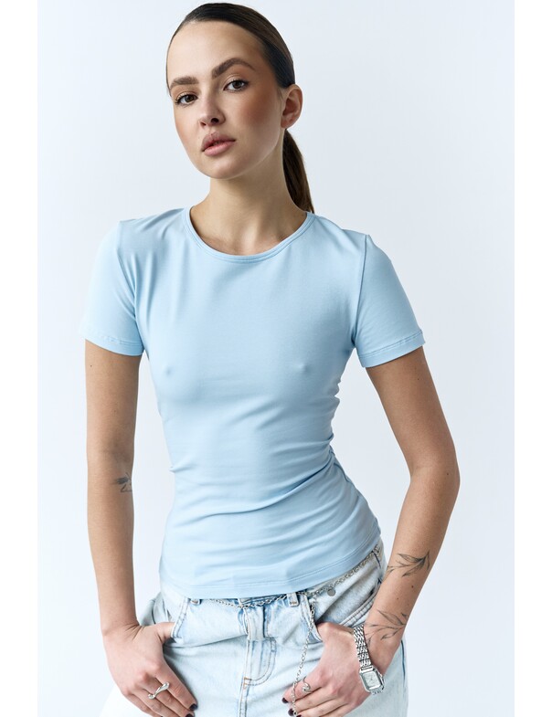 Женская приталенная футболка