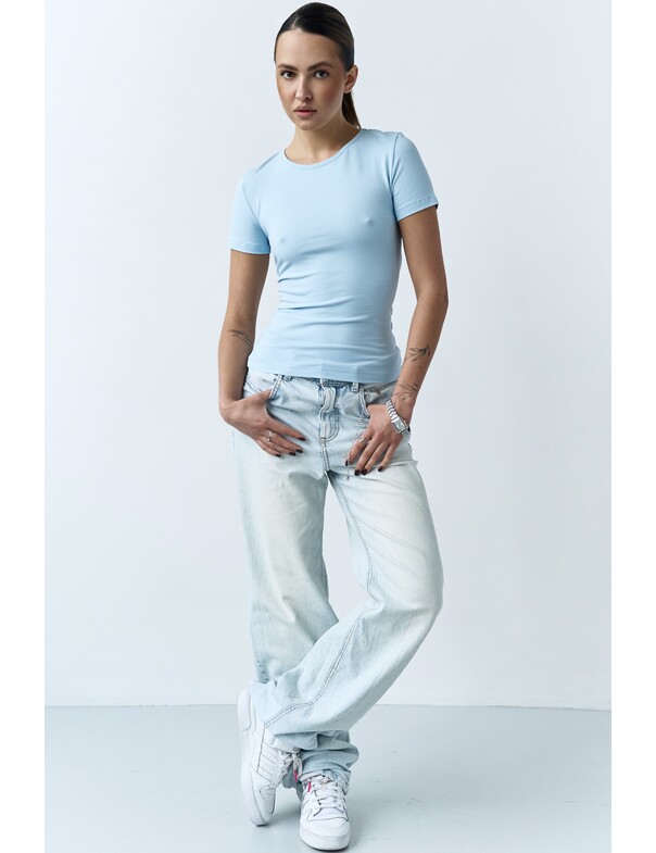 Жіноча приталена футболка колір білий 0