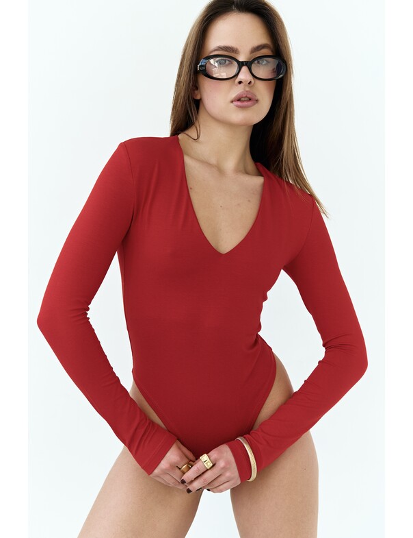 Женское боди с V-вырезом