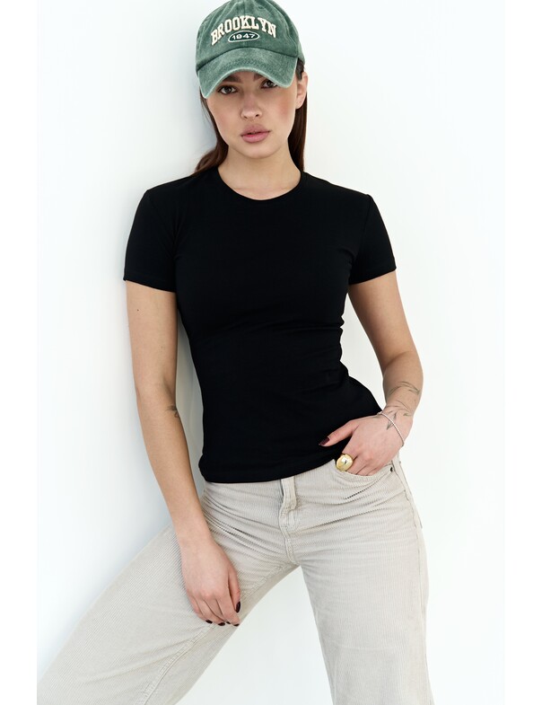 Футболка слім