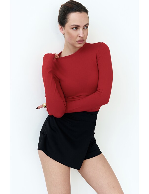 Лонгслів віскоза з вирізом на пальчик