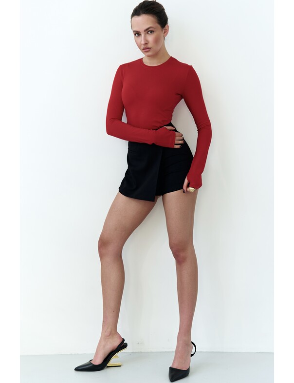 Лонгслив вискоза с вырезом на пальчик