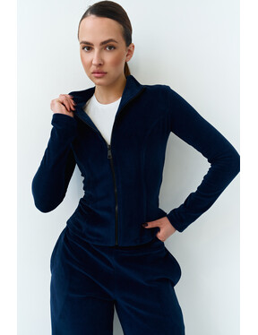 Свитшот приталенный из велюра